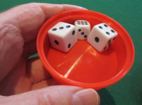 - Spielerwürfel mit Manuskript- Borettis Routine